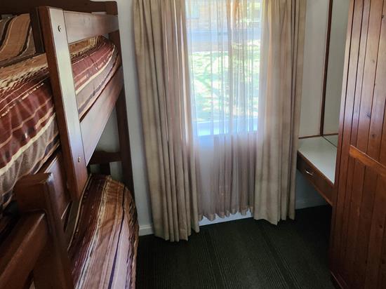 Plettenberg, A Forever Resort: 6-Sleeper Brick Chalet (Wheelchair accessible). No river view. 3 bedrooms (2 single beds & 2 bunk beds)